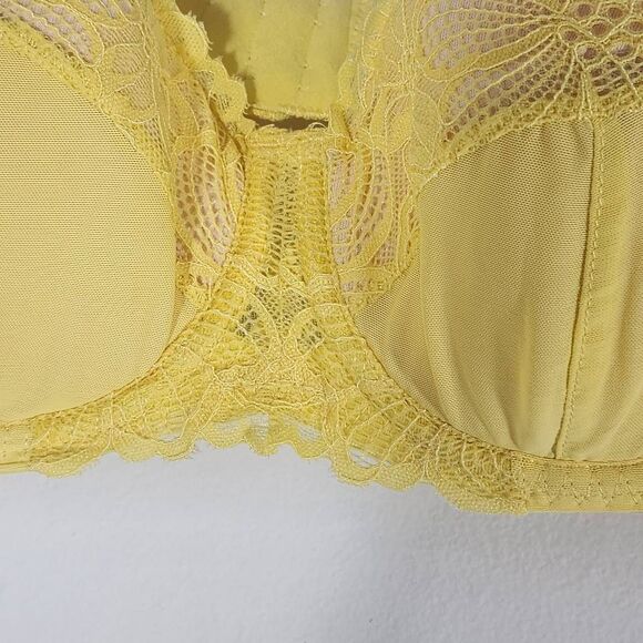 Frederick's of Hollywood Butter Yellow Balconette Bra Size 32D NWT Lingerie Show - Picture 4 of 14
